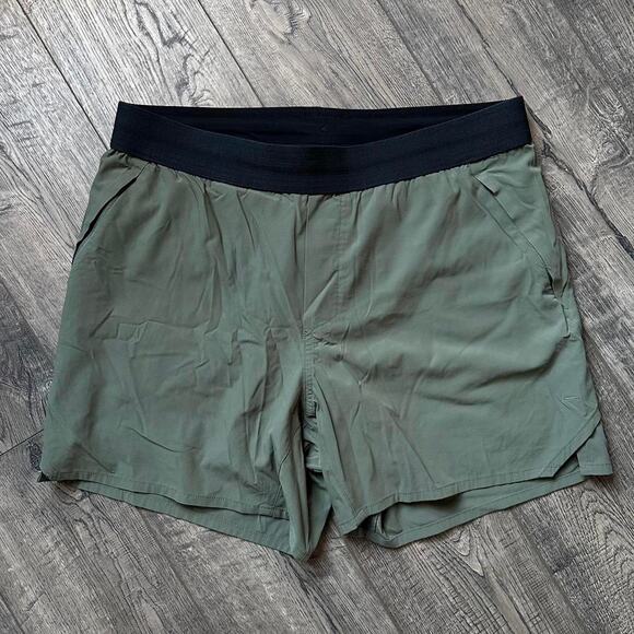 Green Khaki Grey Ten Thousand Lined Workout Gym Shorts 5” - Picture 1 of 7